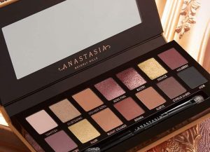 پالت سایه آناستازیا